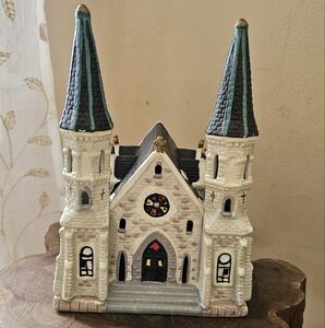 Dickens keepsake winter church
